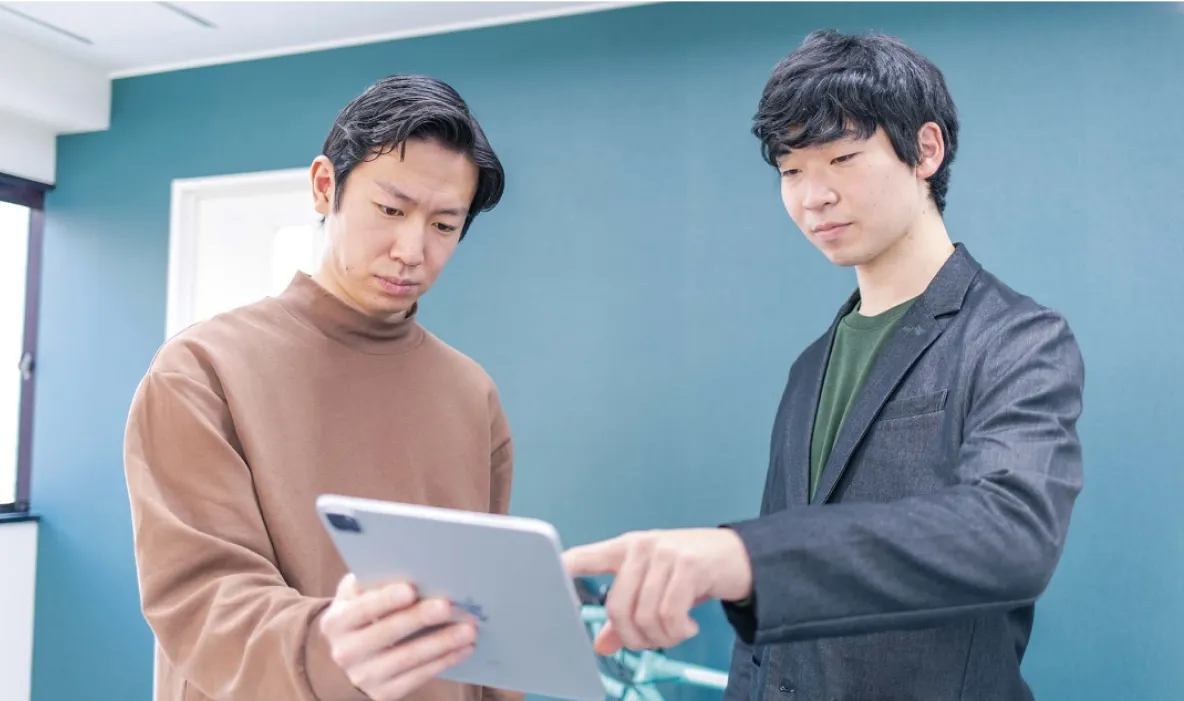 <span>企業と共に学ぶ</span>豊富な業界実習