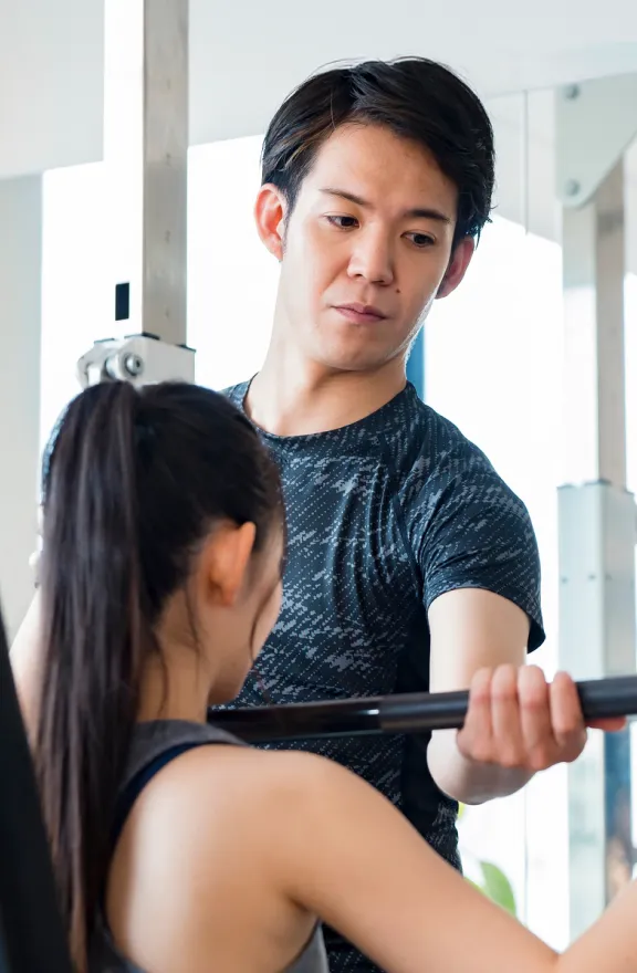 一人ひとりに合わせた運動指導や<br class="u-hidden-sp">運動メニューを考案