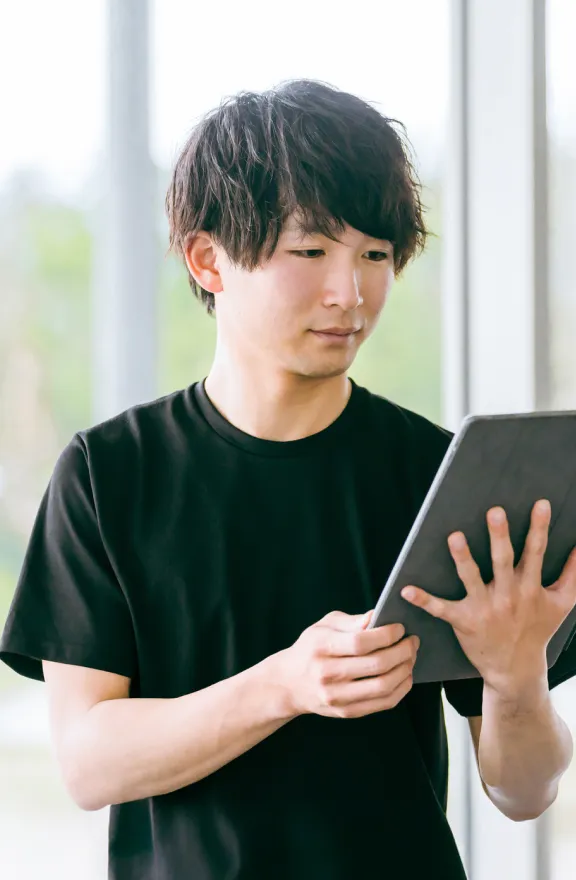 映像処理や分析を行い、チームや選手に貢献する
