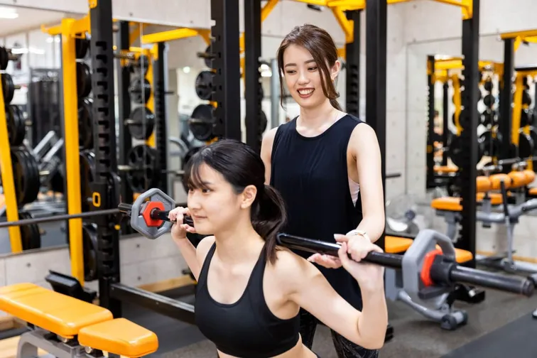 スポーツトレーナーとインストラクターの違いとは?
