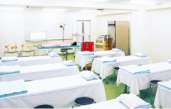 鍼灸科 実技実習室